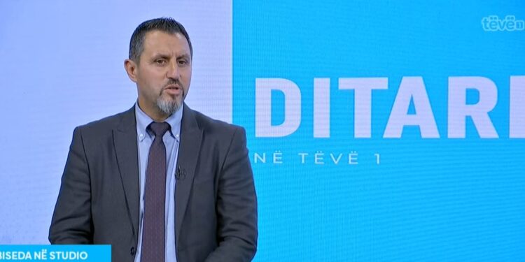 Hoxha: Më mirë një aktakuzë e qëndrueshme, Konjufca është filozof