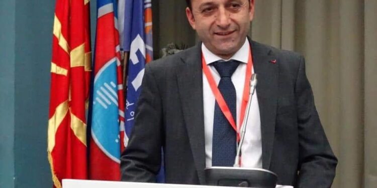 Persona të maskuar sulmojnë presidentin e Federatës së Futbollit të Maqedonisë, Muhamed Sejdini