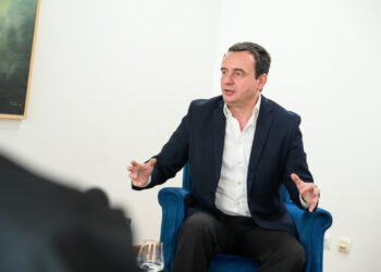 Mysafirët nga Serbia – Kurtit: Beogradi po planifikon t’i zhvendosë serbët e Kosovës në Sanxhak