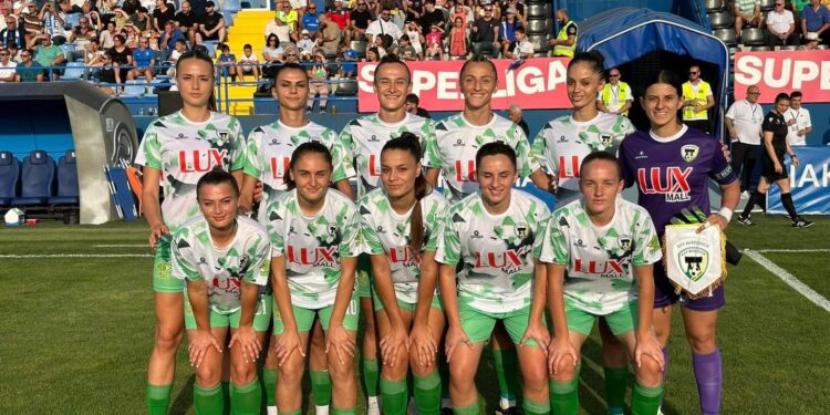 Tifozët rumunë me thirrje anti-Kosovë në ndeshjen e futbollit për femra, Farul Constanta – KFF Mitrovica