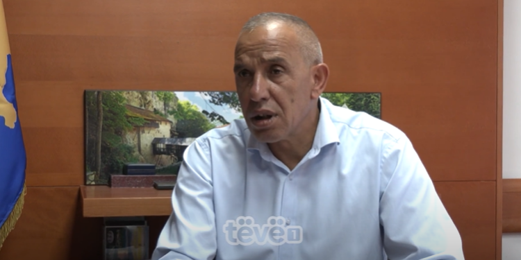 “Nuk frikësohem”, thotë kryetari i Zubin Potokut pasi u kërcënua për të dytën herë nga i njëjti person