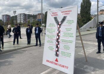 PSD mbajti aksion kundër veprimeve të Qeverisë në veri: Çojnë në autonomi për serbët