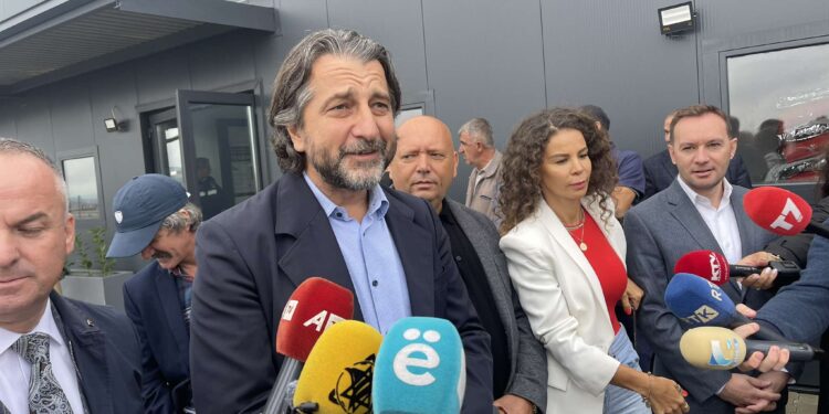 Hapet qendra për trajtim dhe strehim të qenve endacakë në kryeqytet, Rama kërkon angazhim edhe nga niveli qendror