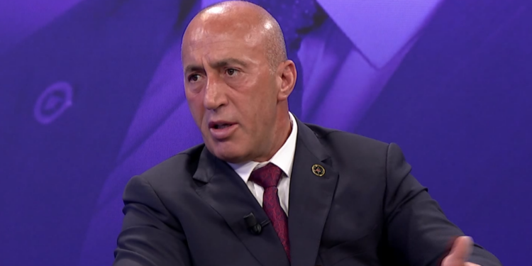 Haradinaj për deklaratën e Hovenier: Këmbanat po bien për të gjithë ata që kanë vesh