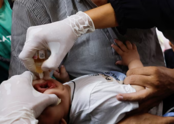 OKB nis vaksinimin e fëmijëve në Gazë kundër poliomielitit
