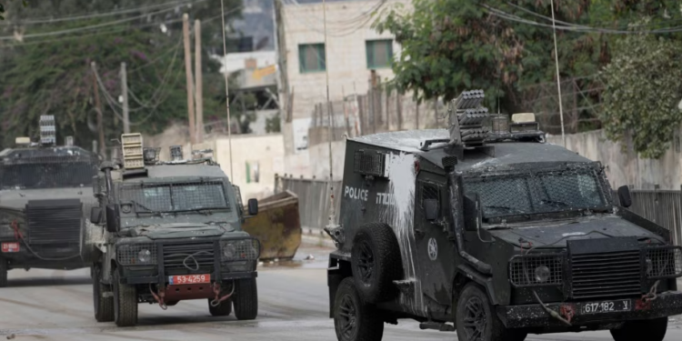 Vriten tre izraelitë në Bregun Perëndimor