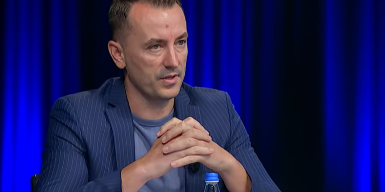 Xani për paralajmërimet për bllokada: Një skenar i punuar gjatë nga Vuçiq