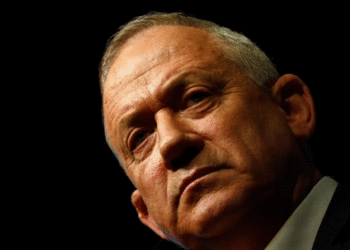 Gantz beson se Izraeli duhet të zhvendosë fokusin ushtarak në Liban