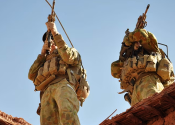 Australia ua heq medaljet disa komandantëve pas krimeve të dyshuara në Afganistan
