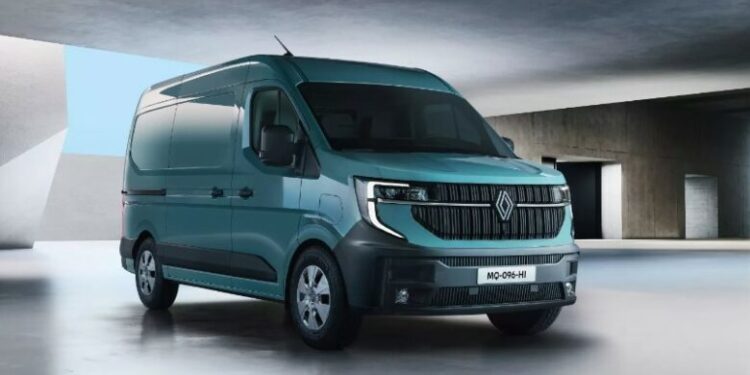 “Goditje e dyfishtë” nga Renault: Pas Scenic E-Tech electric, Master i ri fiton titullin “Furgoni i vitit 2025”