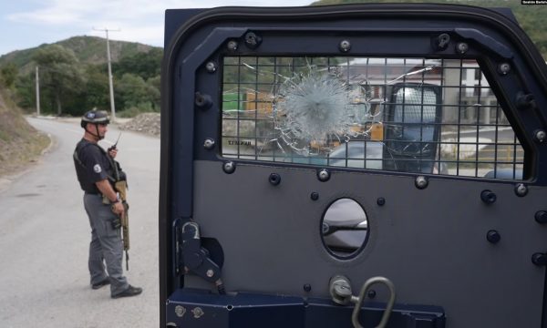Një vit nga sulmi që kishte qëllim aneksimin e veriut, përgjegjësit ende në liri, Serbia e pandëshkuar