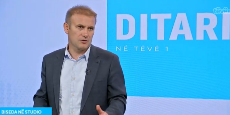 Ujkani: Veprimet e BE-së ndaj Kosovës janë më shumë politike