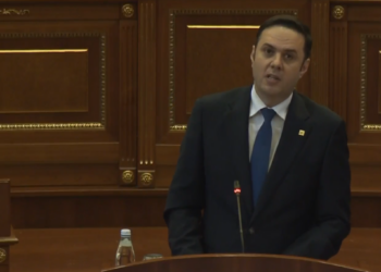 Abdixhiku: I sulmojmë e godasim aleatët, s’ka njohje e as anëtarësim