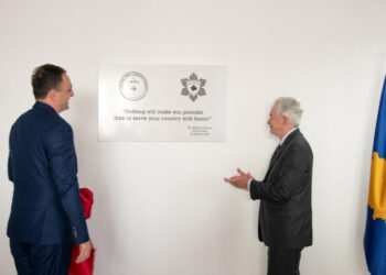 ​AKI jep detaje të takimit të Ajetit me shefin e CIA-s