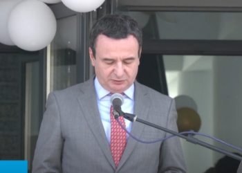 “Do të ndikojnë në ngritjen e dijës së nxënësve llapjanas”, Kurti merr pjesë në inaugurimin e dy shkollave