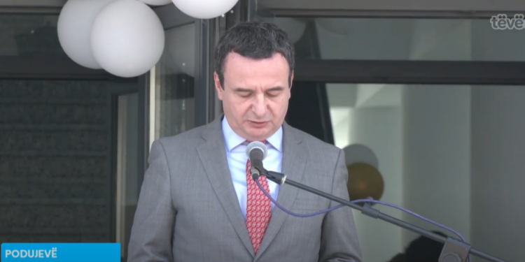 “Do të ndikojnë në ngritjen e dijës së nxënësve llapjanas”, Kurti merr pjesë në inaugurimin e dy shkollave