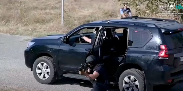 Njohësit vlerësojnë se policia ka kapacitete për reagim në raste trazirash, por kërkojnë trajnime të vazhdueshme