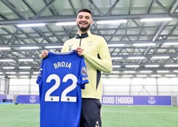 Broja debuton në vikend me Evertonin