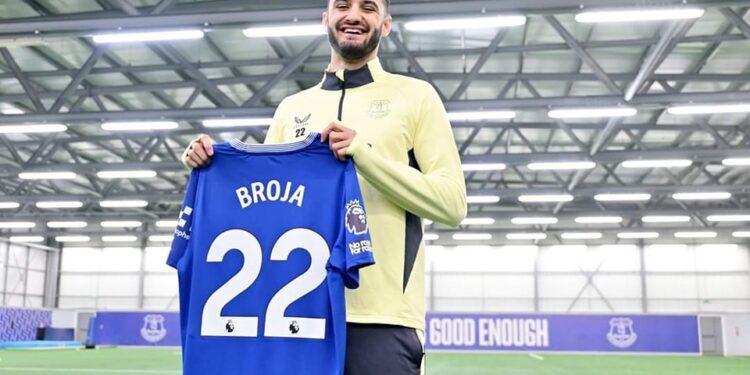 Broja debuton në vikend me Evertonin