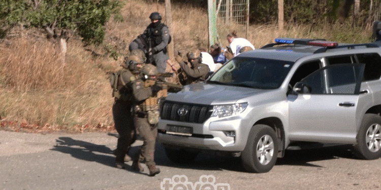 Demonstrimi i Njësisë Speciale të Kosovës – Kurti: Na mbushin vetëbesim e krenari