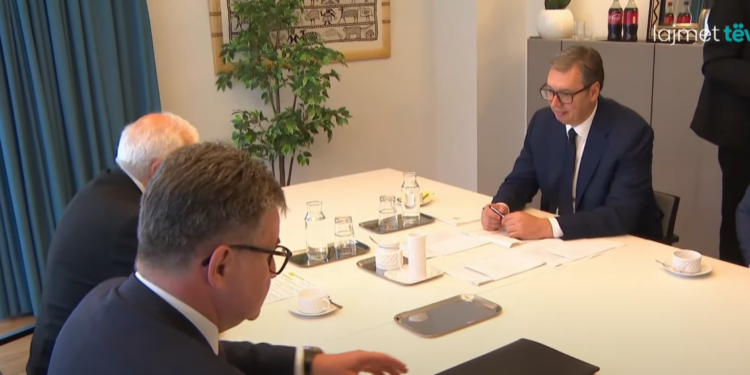 Opozita: Serbia po prolongon qëllimisht dialogun për të krijuar konflikte