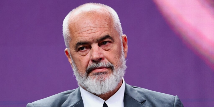 Rama: Nuk ka prova për transportin e mbetjeve të rrezikshme drejt Tajlandës