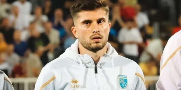 Elvis Rexhbeçaj reagon pas debutimit me Kosovën, ka një mesazh për tifozët