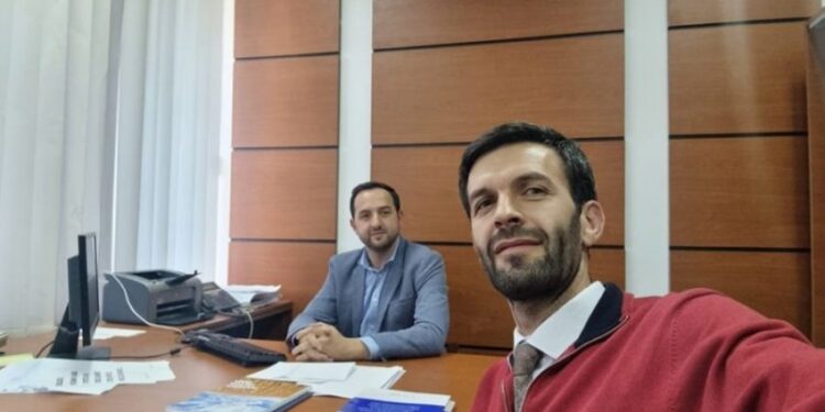 Rrahmani e Korenica ndajnë rrugët me LVV-në, të martën zyrtarizojnë bashkëpunimin me Pacollin