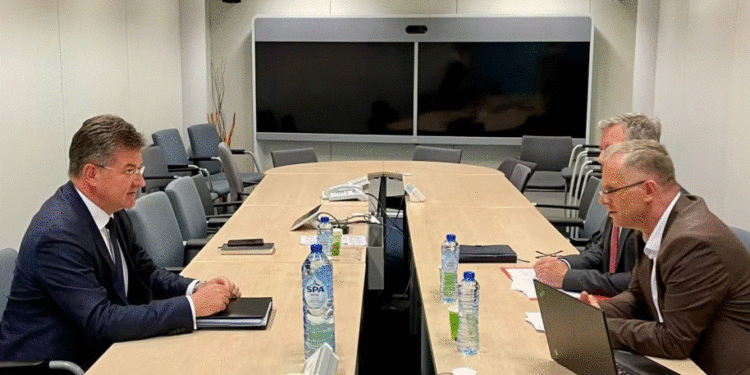 Përfundon rundi i ri i bisedimeve në Bruksel pa takim trepalësh