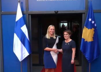 Valtonen ofron mbështetje për Kosovën në rrugën drejt BE-së dhe NATO-s