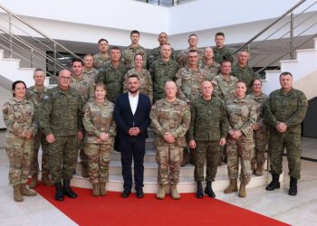 Delegacioni i Gardë së IOWA-s në Kosovë për të diskutuar prioritetet tri vjeçare me FSK-në