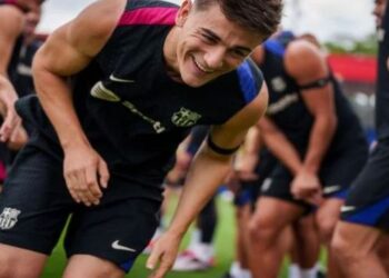 Gavi rikthehet në stërvitje te Barça