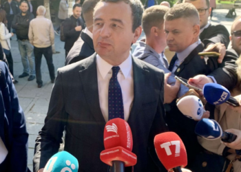 Kurti reagon me fjalë të Konjufcës rreth aktakuzës për Banjskën: “Më mirë vonë se kurrë”