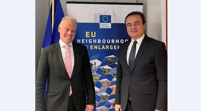 Kurti në Bruksel, takohet me drejtorin për zgjerim të Bashkimit Evropian