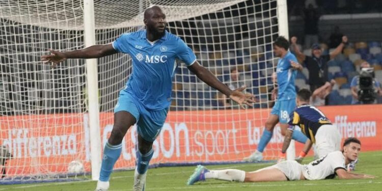 Rrahmani preferon Lukakun para Osimhenit