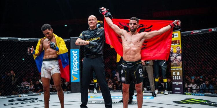 Palokaj i pandalshëm, shënon fitoren e radhës në MMA