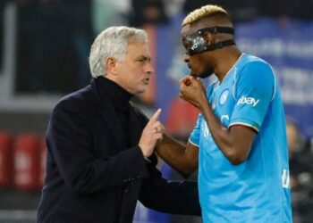 Mourinho flet hapur për problemin që ka me Osimhenin