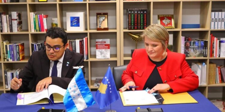 Kosova dhe Hondurasi nënshkruajnë memorandum mirëkuptimi ndërmjet akademive diplomatike