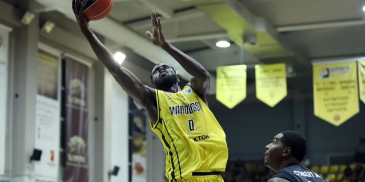 Peja pëson thellë në Greqi nga Maroussi