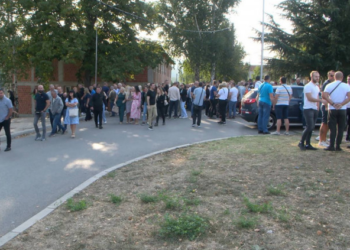 Protestojnë sërish punonjësit e strukturave paralele në veri