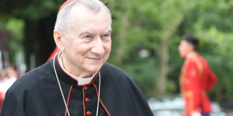 Sekretari i Vatikanit diskuton me Vuçiqin për Kosovën