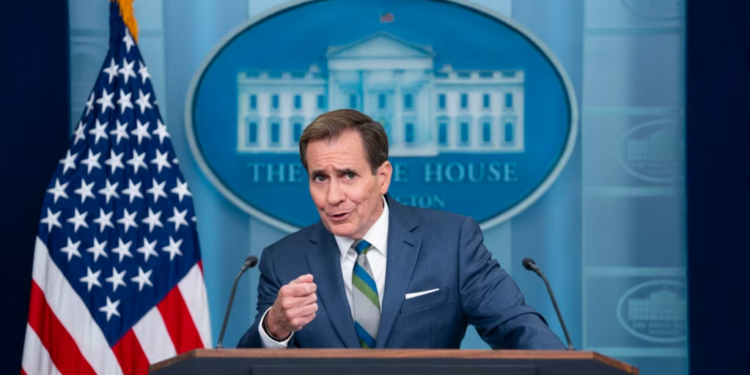 Shtëpia e Bardhë i kërkon Putinit të mos përzihet në zgjedhjet amerikane