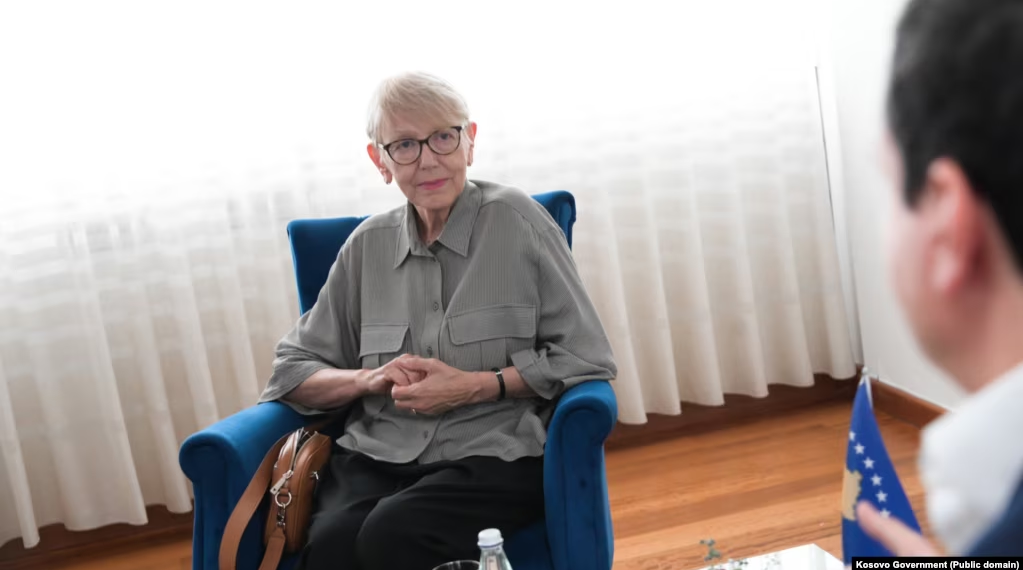 Biserko kërkon verifikimin e informacioneve se në Serbi po ndërtohen shtëpi për serbë nga Kosova