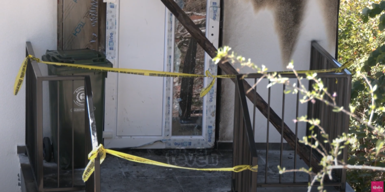 Kush ia vuri flakën shtëpisë së ndërtuar nga Qeveria në veri?