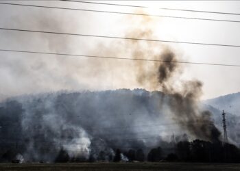 Shpërthim zjarri në veri të Izraelit pas lëshimit të raketave nga Libani