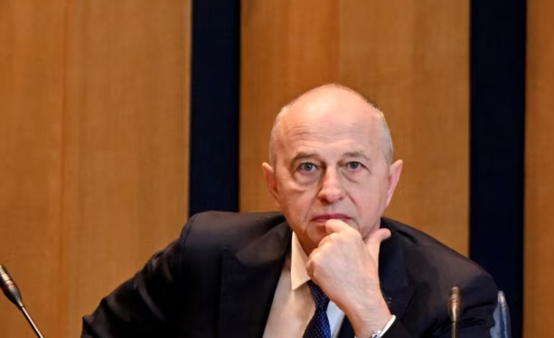 Geoana lë postin e NATO-s për të garuar për president të Rumanisë