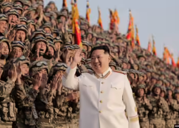 Raportohet se Koreja e Veriut ia ka dërguar mijëra ushtarë Rusisë për luftën në Ukrainë