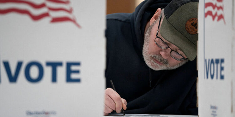 A mund të votojnë vërtet emigrantët e paligjshëm në zgjedhjet amerikane?