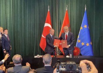Nënshkruhen disa marrëveshje mes Turqisë dhe Shqipërisë