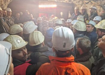 Minatorëve iu dalin vetëm gjysma e rrogave, reagon sindikata